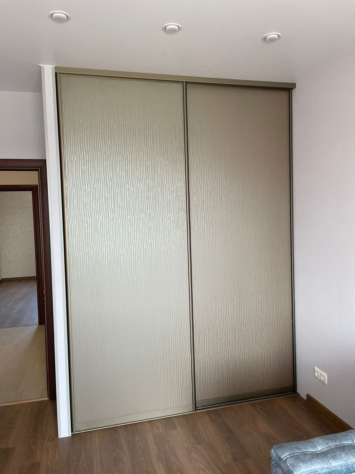 Шкаф-купе пластик Arpa 2551 Fin Corallo