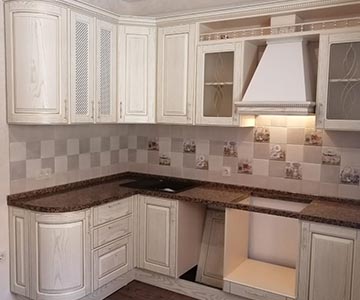 Кухни в Дмитрове - Кухни из массива, шпона